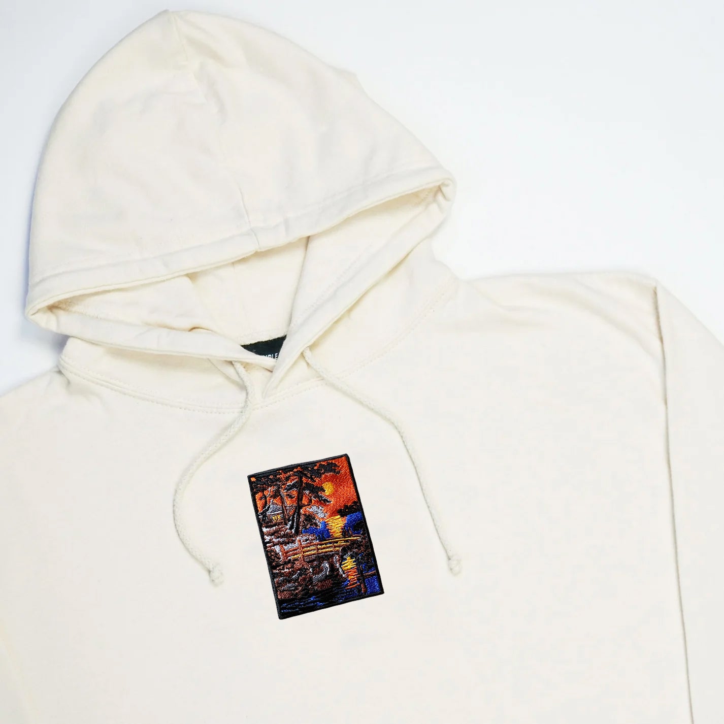 S/S24 Embroidered 'Ocean Bridge Sunset' Pullover [bone]